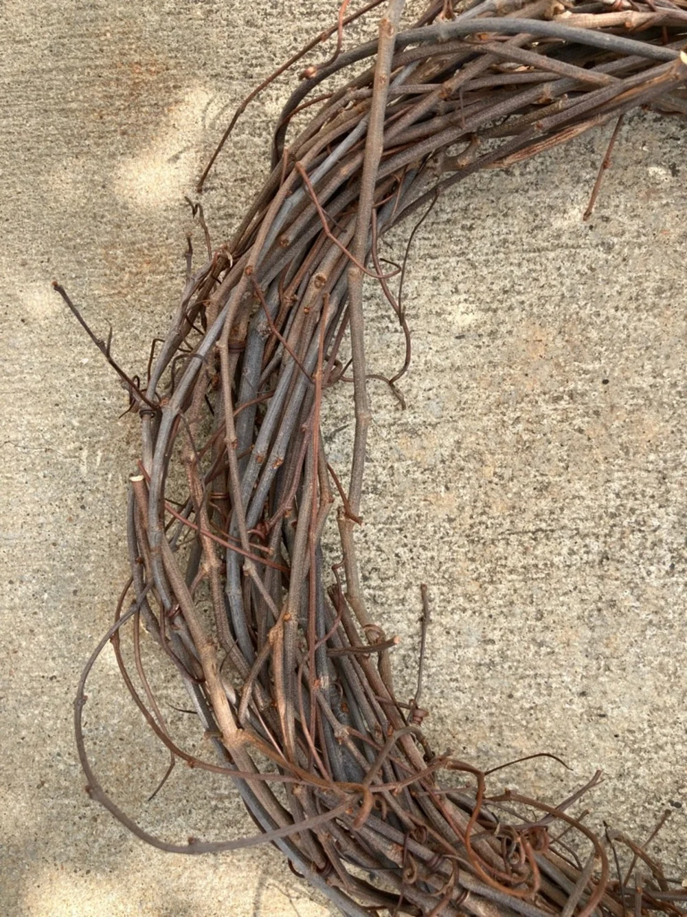 16” Grapevine Wreath Base - Rustic Home Holiday Decor For DIY Crafting